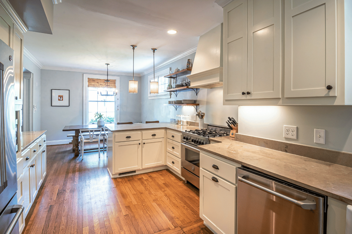  Kitchen Cabinet Door Trends in 2023: Warm White Kitchens