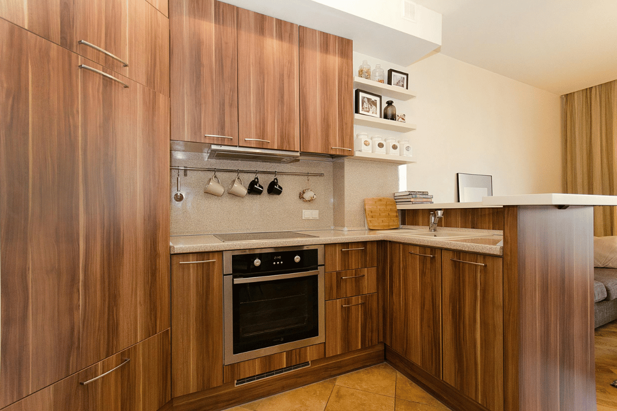 Can You Combine Open Shelving and Cabinets?