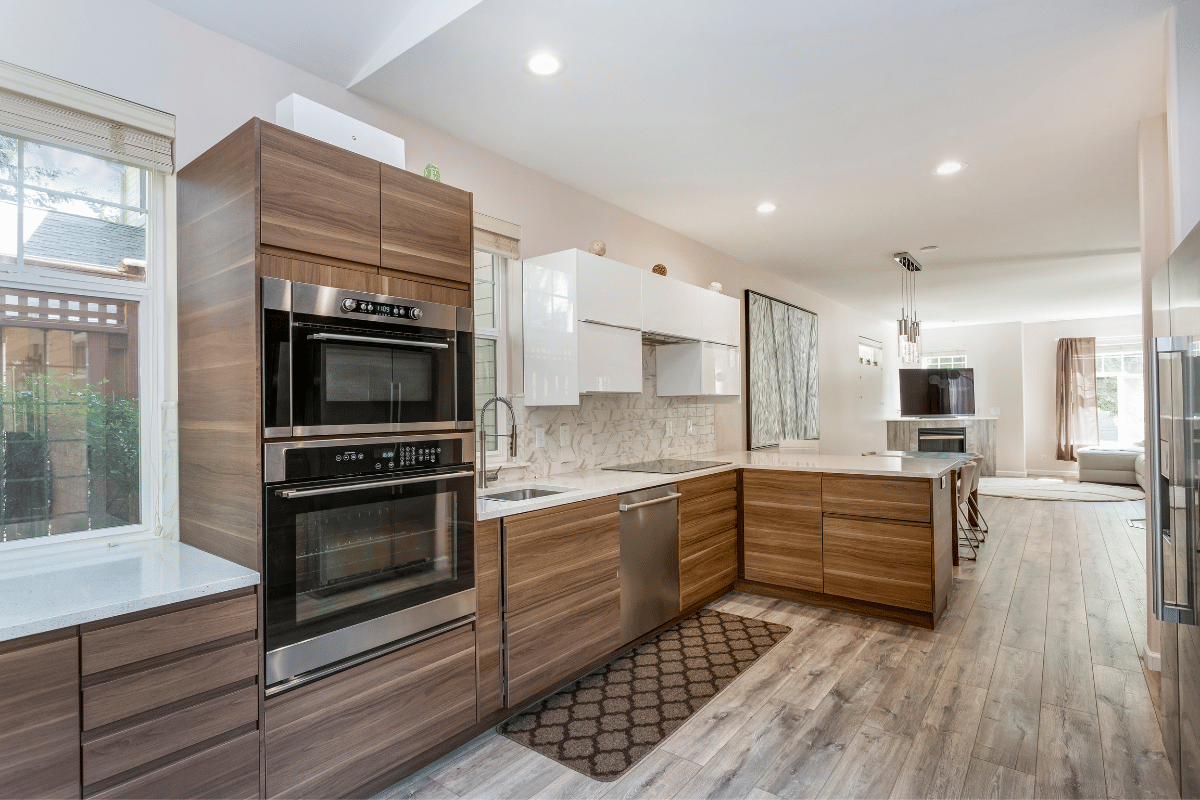 Contemporary Kitchen Design with Slab Cabinet Doors