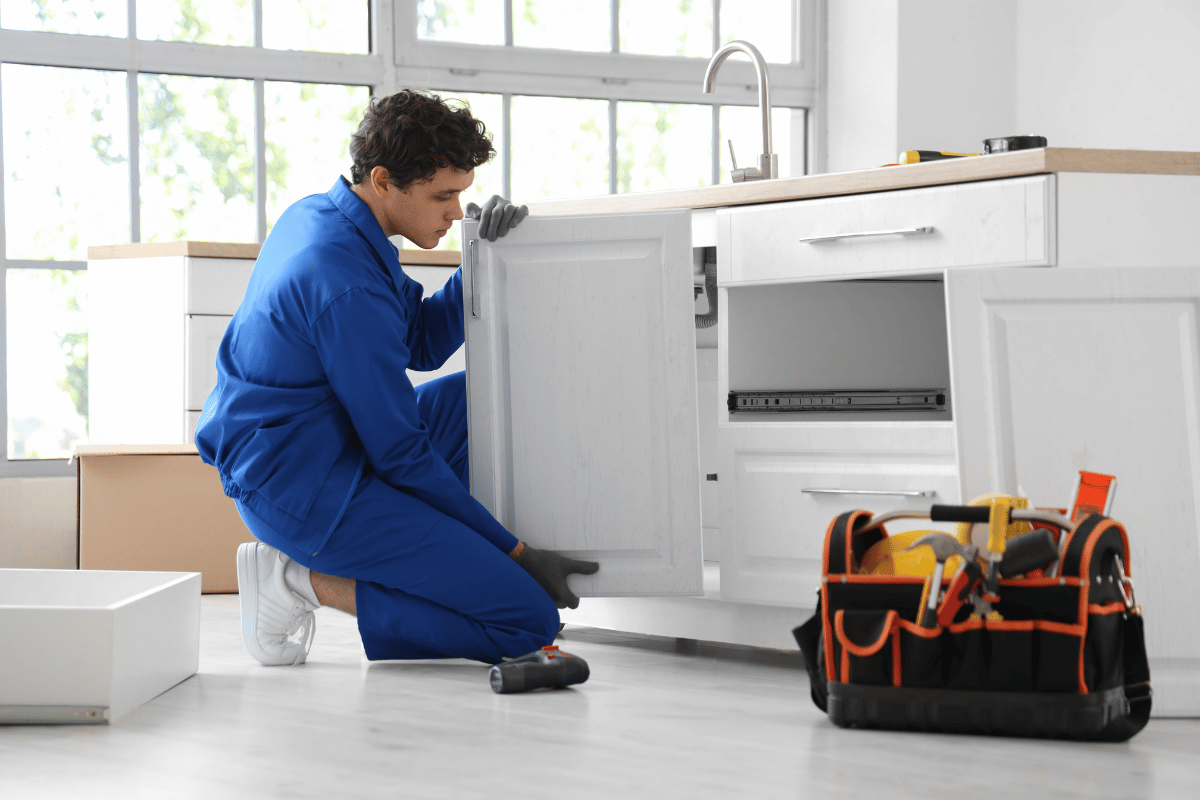 DIY vs Professional Cabinet Installation