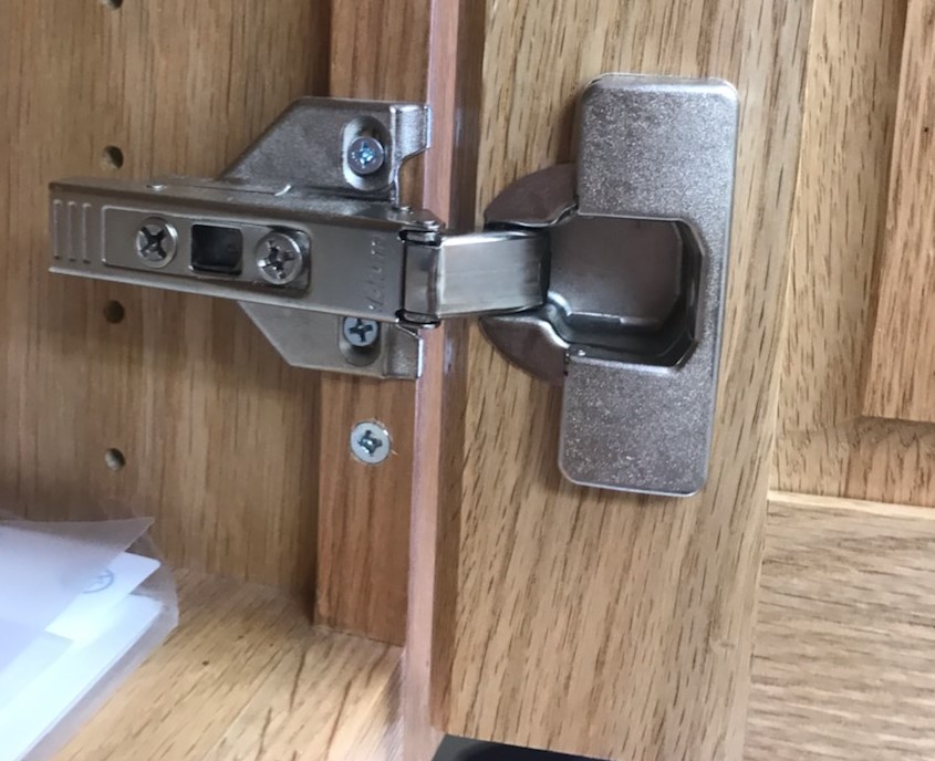 Align Cabinet Doors, How To Measure A Kitchen Door Hinge Adjust